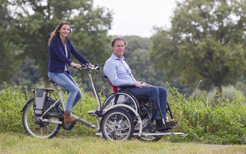 <p>Mensen waarbij een transfer van eigen rolstoel naar fiets niet mogelijk is.</p>
